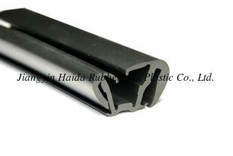 China EPDM solid material Automotive Rubber Seals window seal used in car, train and truck supplier